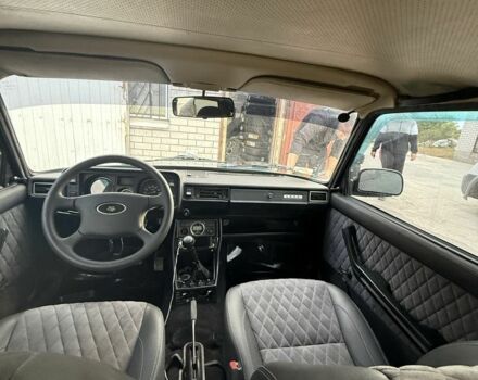 Зеленый ВАЗ 2105, объемом двигателя 1.5 л и пробегом 16 тыс. км за 1241 $, фото 4 на Automoto.ua