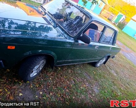 Зеленый ВАЗ 2105, объемом двигателя 1.5 л и пробегом 50 тыс. км за 1000 $, фото 2 на Automoto.ua