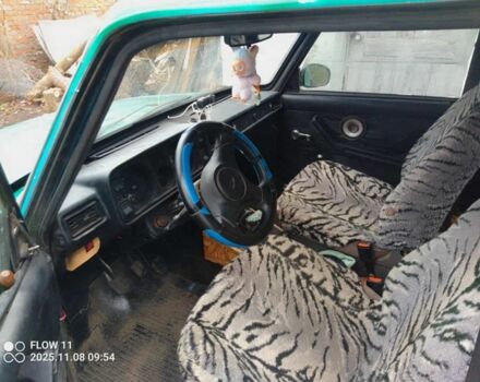 Зелений ВАЗ 2105, об'ємом двигуна 1.5 л та пробігом 100 тис. км за 617 $, фото 3 на Automoto.ua