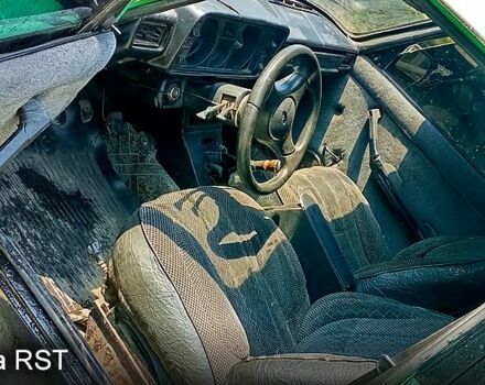 Зелений ВАЗ 2105, об'ємом двигуна 1.5 л та пробігом 0 тис. км за 500 $, фото 4 на Automoto.ua