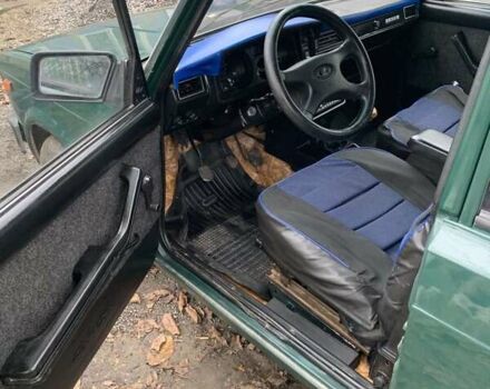 Зеленый ВАЗ 2105, объемом двигателя 1.3 л и пробегом 280 тыс. км за 1200 $, фото 9 на Automoto.ua