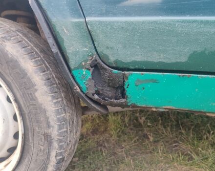 Зелений ВАЗ 2105, об'ємом двигуна 1.3 л та пробігом 350 тис. км за 454 $, фото 6 на Automoto.ua