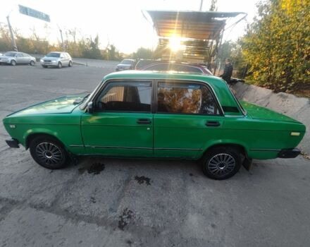 Зеленый ВАЗ 2105, объемом двигателя 1.2 л и пробегом 200 тыс. км за 700 $, фото 1 на Automoto.ua