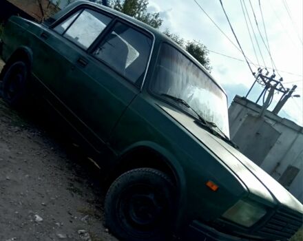 Зеленый ВАЗ 2105, объемом двигателя 1 л и пробегом 1 тыс. км за 719 $, фото 1 на Automoto.ua