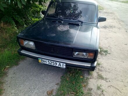 ВАЗ 2105 1982 у Вознесенске на Automoto.ua Зелений ВАЗ 2105, об'ємом двигуна 1 л та пробігом 1000 тис. км за 550 $, фото 1 на Automoto.ua