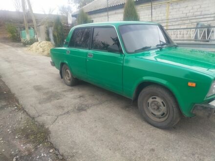 ВАЗ 2105 1983 в Павлограде на Automoto.ua Зеленый ВАЗ 2105, объемом двигателя 1.5 л и пробегом 100 тыс. км за 1071 $, фото 1 на Automoto.ua