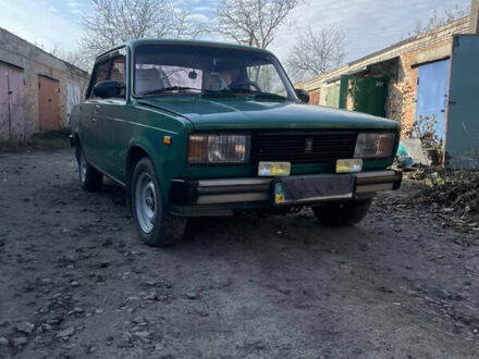 ВАЗ 2105 1987 в Фастове на Automoto.ua Зеленый ВАЗ 2105, объемом двигателя 1.5 л и пробегом 68 тыс. км за 1300 $, фото 1 на Automoto.ua