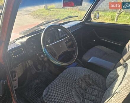 Помаранчевий ВАЗ 2105, об'ємом двигуна 1.57 л та пробігом 70 тис. км за 523 $, фото 5 на Automoto.ua