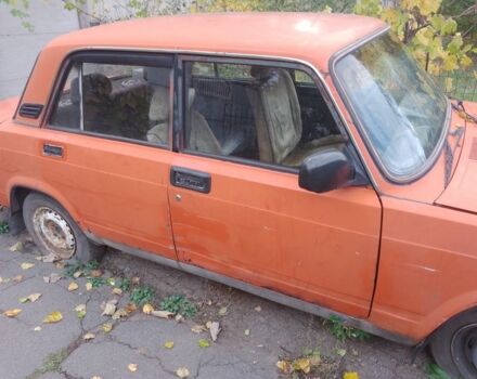 Оранжевый ВАЗ 2105, объемом двигателя 0 л и пробегом 200 тыс. км за 346 $, фото 1 на Automoto.ua