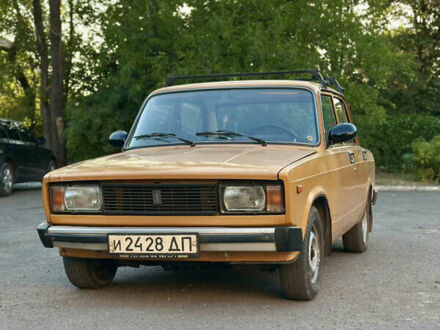 Оранжевый ВАЗ 2105, объемом двигателя 0 л и пробегом 168 тыс. км за 900 $, фото 1 на Automoto.ua
