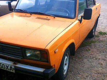 Оранжевый ВАЗ 2105, объемом двигателя 1.5 л и пробегом 76 тыс. км за 550 $, фото 1 на Automoto.ua