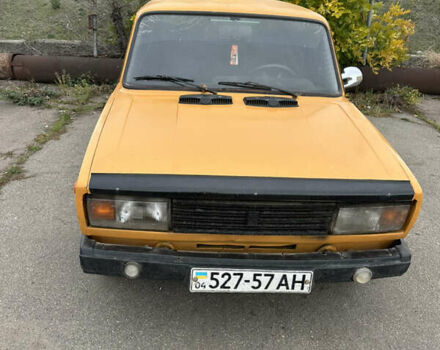 Оранжевый ВАЗ 2105, объемом двигателя 1.3 л и пробегом 200 тыс. км за 400 $, фото 1 на Automoto.ua
