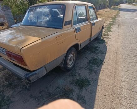 Оранжевый ВАЗ 2105, объемом двигателя 0 л и пробегом 42 тыс. км за 242 $, фото 1 на Automoto.ua