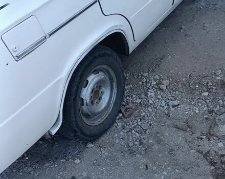 Белый ВАЗ 2106, объемом двигателя 2 л и пробегом 150 тыс. км за 426 $, фото 3 на Automoto.ua