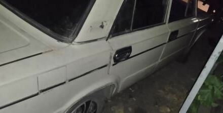 Белый ВАЗ 2106, объемом двигателя 1 л и пробегом 45 тыс. км за 650 $, фото 7 на Automoto.ua