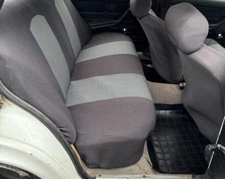 Белый ВАЗ 2106, объемом двигателя 1.6 л и пробегом 130 тыс. км за 920 $, фото 4 на Automoto.ua