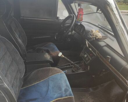 Білий ВАЗ 2106, об'ємом двигуна 1.5 л та пробігом 200 тис. км за 600 $, фото 3 на Automoto.ua