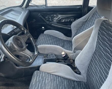 Белый ВАЗ 2106, объемом двигателя 0 л и пробегом 63 тыс. км за 261 $, фото 5 на Automoto.ua