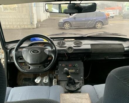 Белый ВАЗ 2106, объемом двигателя 1.6 л и пробегом 560 тыс. км за 457 $, фото 6 на Automoto.ua