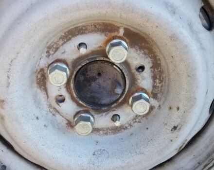 Белый ВАЗ 2106, объемом двигателя 1 л и пробегом 69 тыс. км за 600 $, фото 5 на Automoto.ua