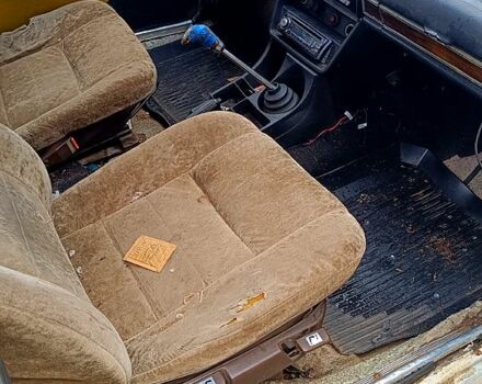 Белый ВАЗ 2106, объемом двигателя 1.6 л и пробегом 100 тыс. км за 290 $, фото 5 на Automoto.ua