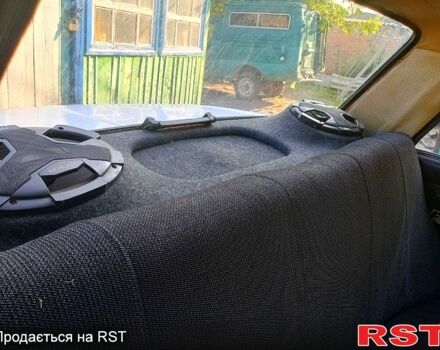 Белый ВАЗ 2106, объемом двигателя 1.3 л и пробегом 0 тыс. км за 500 $, фото 4 на Automoto.ua