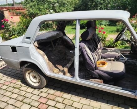 Белый ВАЗ 2106, объемом двигателя 0 л и пробегом 80 тыс. км за 200 $, фото 6 на Automoto.ua