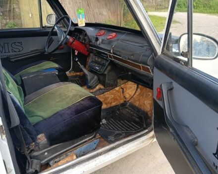 Білий ВАЗ 2106, об'ємом двигуна 1.5 л та пробігом 56 тис. км за 324 $, фото 5 на Automoto.ua