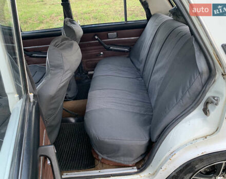 Белый ВАЗ 2106, объемом двигателя 1.3 л и пробегом 34 тыс. км за 1000 $, фото 5 на Automoto.ua