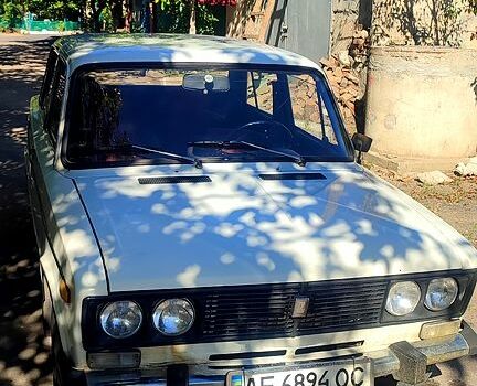 Белый ВАЗ 2106, объемом двигателя 1.3 л и пробегом 200 тыс. км за 1000 $, фото 1 на Automoto.ua