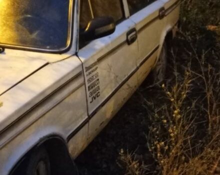 Белый ВАЗ 2106, объемом двигателя 0 л и пробегом 80 тыс. км за 237 $, фото 4 на Automoto.ua