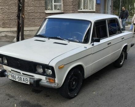 Белый ВАЗ 2106, объемом двигателя 1.5 л и пробегом 200 тыс. км за 400 $, фото 2 на Automoto.ua