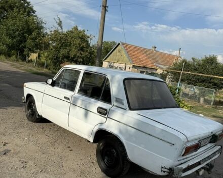 ВАЗ 2106 1985 у Синельниковом на Automoto.ua Білий ВАЗ 2106, об'ємом двигуна 1.5 л та пробігом 120 тис. км за 400 $, фото 3 на Automoto.ua