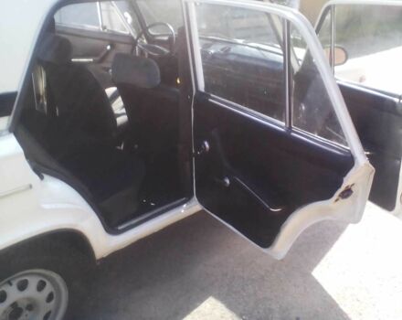 Білий ВАЗ 2106, об'ємом двигуна 1.3 л та пробігом 95 тис. км за 950 $, фото 18 на Automoto.ua