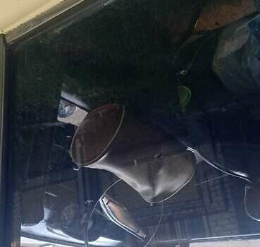 Белый ВАЗ 2106, объемом двигателя 1.3 л и пробегом 182 тыс. км за 650 $, фото 5 на Automoto.ua