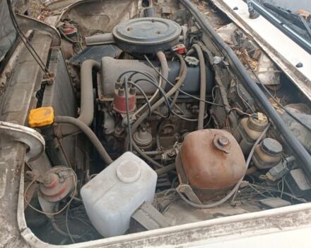 Белый ВАЗ 2106, объемом двигателя 1.3 л и пробегом 100 тыс. км за 372 $, фото 3 на Automoto.ua