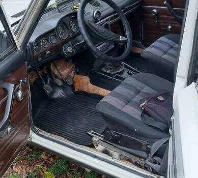 Белый ВАЗ 2106, объемом двигателя 1.3 л и пробегом 58 тыс. км за 832 $, фото 4 на Automoto.ua