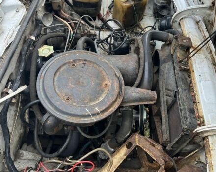 Белый ВАЗ 2106, объемом двигателя 0 л и пробегом 200 тыс. км за 354 $, фото 2 на Automoto.ua