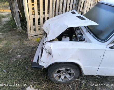 Белый ВАЗ 2106, объемом двигателя 0 л и пробегом 1000 тыс. км за 415 $, фото 4 на Automoto.ua