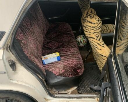 ВАЗ 2106 1986 в Кривом Роге на Automoto.ua Белый ВАЗ 2106, объемом двигателя 1.3 л и пробегом 50 тыс. км за 528 $, фото 7 на Automoto.ua