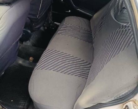 Белый ВАЗ 2106, объемом двигателя 0 л и пробегом 80 тыс. км за 800 $, фото 2 на Automoto.ua