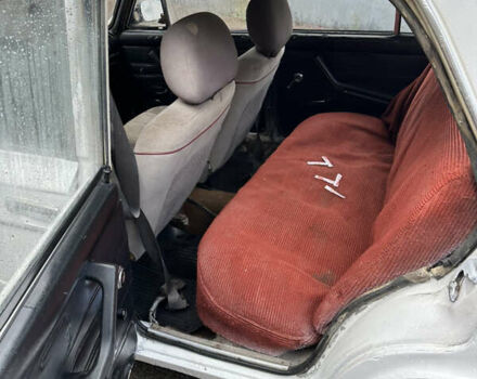 Білий ВАЗ 2106, об'ємом двигуна 1.3 л та пробігом 200 тис. км за 550 $, фото 5 на Automoto.ua