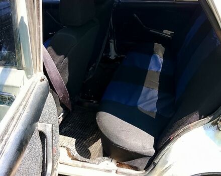 Белый ВАЗ 2106, объемом двигателя 1.3 л и пробегом 85 тыс. км за 600 $, фото 4 на Automoto.ua