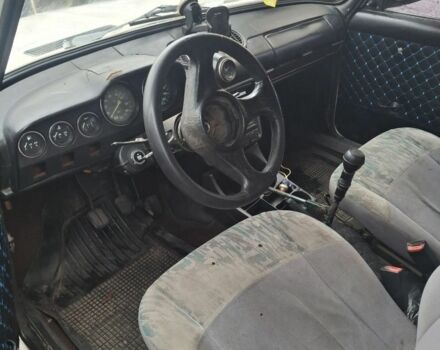 Белый ВАЗ 2106, объемом двигателя 0 л и пробегом 300 тыс. км за 761 $, фото 5 на Automoto.ua