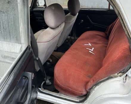 Білий ВАЗ 2106, об'ємом двигуна 1.3 л та пробігом 200 тис. км за 550 $, фото 5 на Automoto.ua