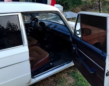 Белый ВАЗ 2106, объемом двигателя 1.3 л и пробегом 100 тыс. км за 600 $, фото 2 на Automoto.ua