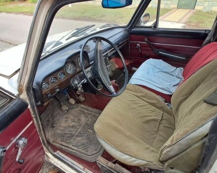 Белый ВАЗ 2106, объемом двигателя 0 л и пробегом 111 тыс. км за 1000 $, фото 5 на Automoto.ua