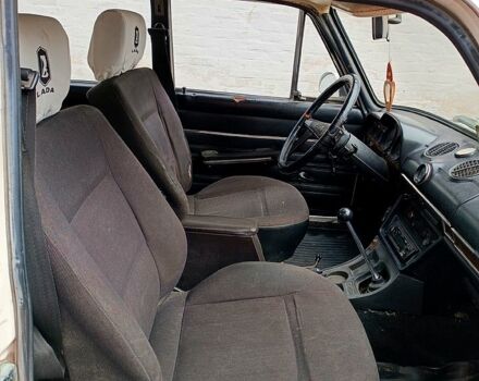 Белый ВАЗ 2106, объемом двигателя 1.6 л и пробегом 250 тыс. км за 1000 $, фото 4 на Automoto.ua