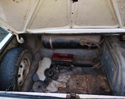 Білий ВАЗ 2106, об'ємом двигуна 0 л та пробігом 1000 тис. км за 285 $, фото 2 на Automoto.ua
