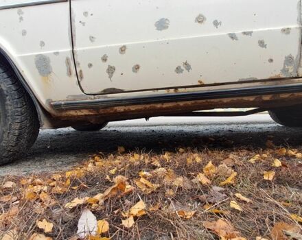 Белый ВАЗ 2106, объемом двигателя 0 л и пробегом 111 тыс. км за 1000 $, фото 7 на Automoto.ua